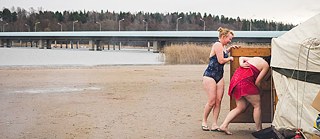 Eine Osthelsinkier Landschaft_Meer, Wald, U-Bahn – und Sauna