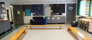 In einigen Klassen der Schule Toukolanpuisto hat man auf die Pulte ganz verzichtet. 