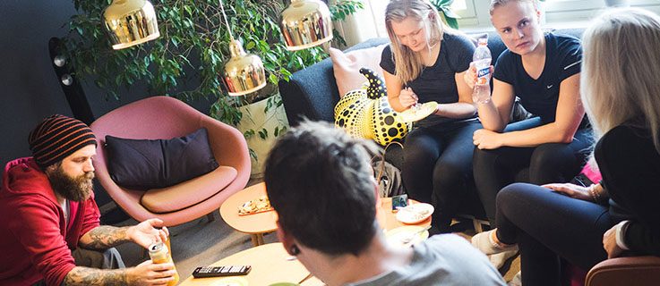 Saunan jälkeen maistuu välipala.