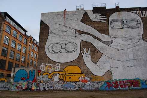 Cuvry-Graffiti – Blu (2008) 