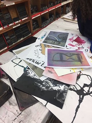 Sichtung und Auswahl der Arbeiten für die erste Präsentation der Akademie für transkulturellen Austausch (ATA)