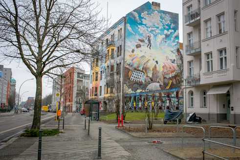 Tommy-Weisbecker-Haus – Verschiedene Künstler