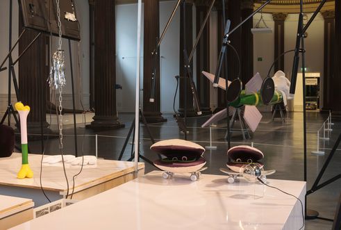 Cosima von Bonin | Ausstellungsansicht “WHO´S EXPLOITING WHO IN THE DEEP SEA?” | Gallery of Modern Art, Glasgow International Festival 2016 