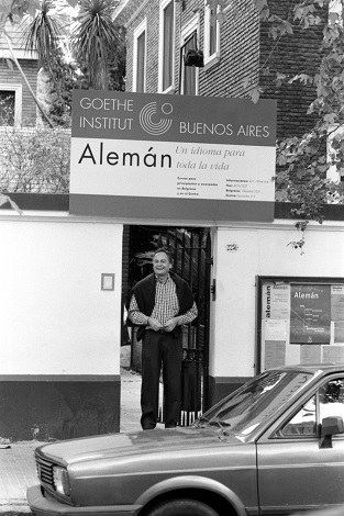 Goethe-Institut Belgrano, ex embajada de la DDR.