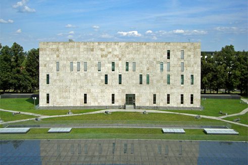 Sächsische Landes- und Universitätsbibliothek/SLUB | Ortner & Ortner Baukunst Berlin/Wien |  Eröffnung 2003