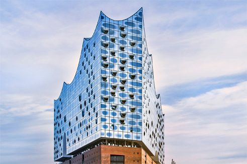 The extravagant façade of the Elbe Philharmonic Hall