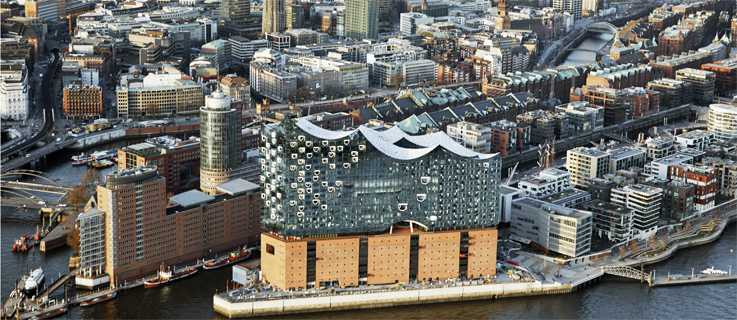 The Elbe Philharmonic Hall and the Hafencity, April 2016 