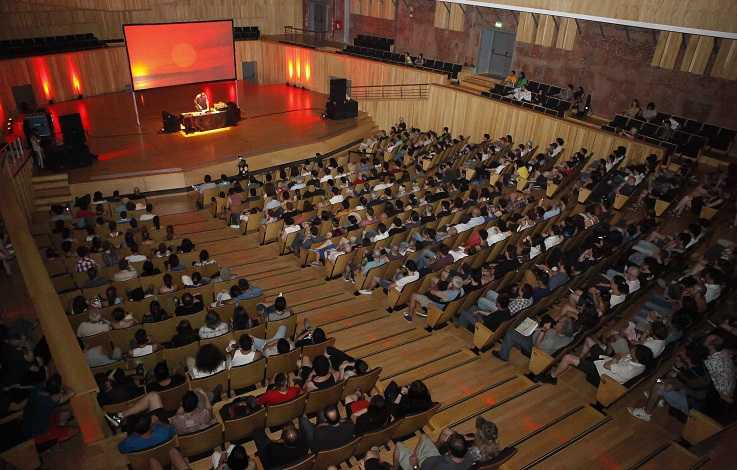 Robert Lippok: un arquitecto de la electrónica alemana"