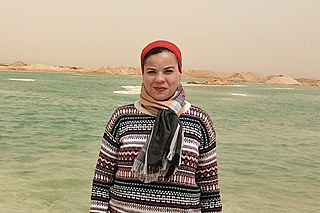 Amal Hassaan, Lehrerin