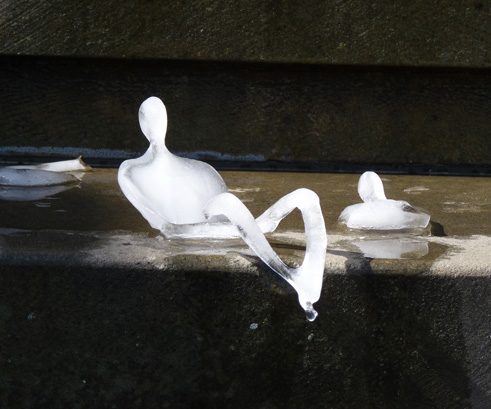 Escultura em gelo, Gendarmenmarkt, Berlim.