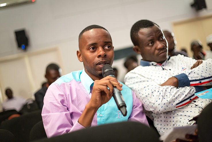 Conférences, rencontres et tables rondes 