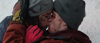 Útok zombíků v kožených kalhotách s padacím mostem