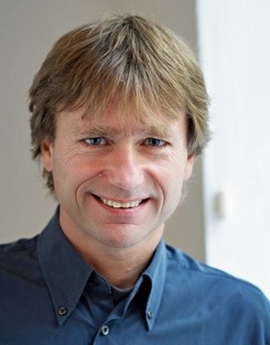 Dr. Christian Marquardt