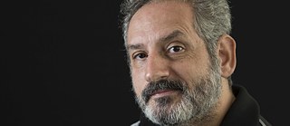 Ebal Bolacio, professor de alemão da UERJ