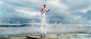 Fotografie „Klaun na Islandu“ je součástí fotoseriálu o životě u cirkusu 