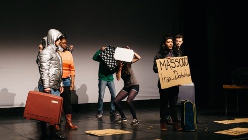 Sette berlinesi in scena per  “Auf den Weg und weg!”