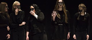 Der weiße Rabe. Simonas Daukantas Gymnasium Šiauliai, Litauen