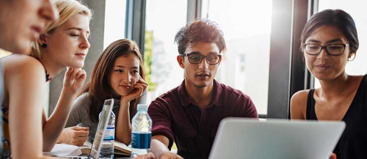 Falschmeldungen erkennen lernen in Social-Community-Workshops