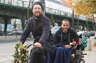 Auf der Abenteuerreise quer durch Deutschland war Nasser sehr an sozialen und politischen Themen interessiert.