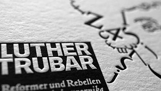 Der Katalog zur Ausstellung in Ljubljana enthält Beiträge zu Primož Trubar, einem slowenischer Reformator, den Luther inspirierte.