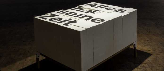 Interaktive Installation zum Thema Zeit