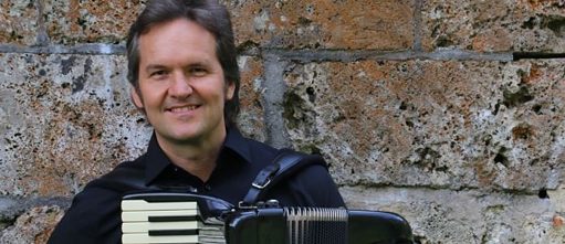 Andreas Nebl con acordeón 