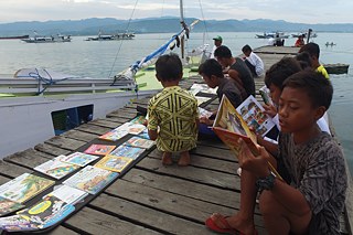 Pustaka Bergerak; Perahu Pustaka - Mandar, Sulawesi Barat