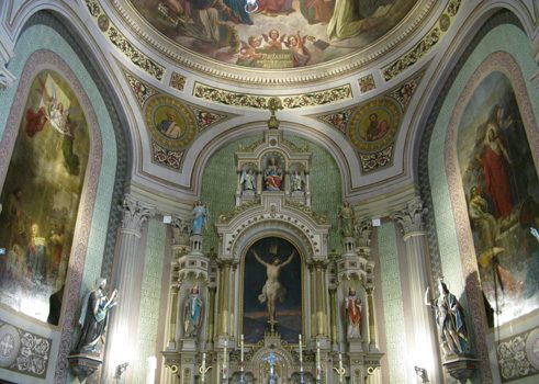 Le chœur de l'église de Saint-Romuald