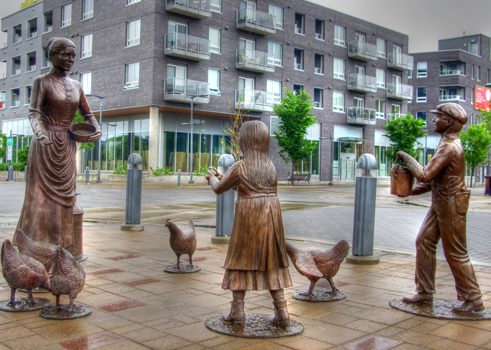 Die „Egg Money Sculpture“ in Saskatoon 