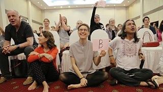 Australia prepared a quiz and everyone is taking part in it.