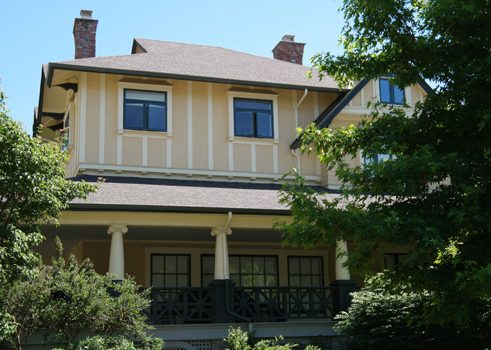Das Haus der Familie von Alvensleben im Viertel Kerrisdale, jetzt „Crofton House“ 