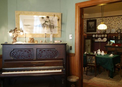 Inside the former house of Roedde