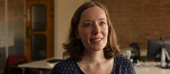 Die Österreicherin Theresia Töglhofer ist Autorin und Expertin für internationale Beziehungen. 