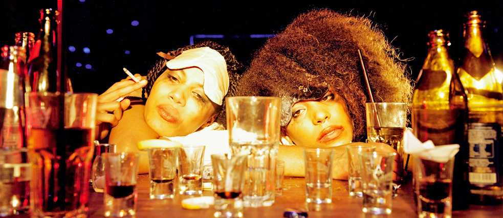 Thandi Sebe, Amina Eisner in „Jung, Giftig und Schwarz“