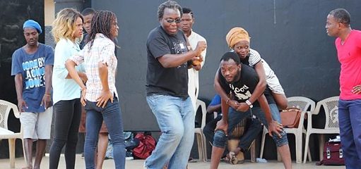 Sur la route de Garailand