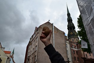 Kartoffel und Sehenswürdigkeit aus lettischer Sicht