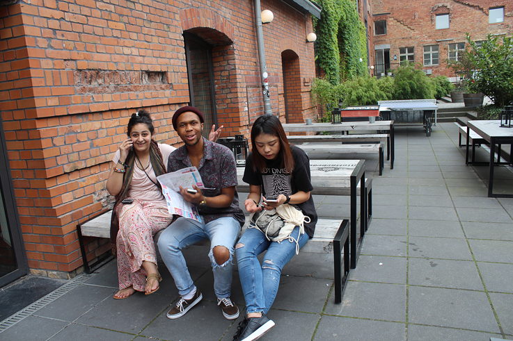 Mit 2 der Goethe-Talentteilnehmer (Südafrika, Taiwan), mit denen ich zusammengearbeitet habe 