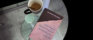 Buchdeckel_Muuan loppuaan odottava mies