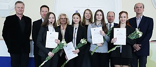 Vitalina Nizhynska wird Landessiegerin von JDI in der Ukraine 2015 | Foto: Kateryna Gutsol/Goethe-Institut &copy; Foto: Kateryna Gutsol/Goethe-Institut Vitalina Nizhynska wird Landessiegerin von JDI in der Ukraine 2015