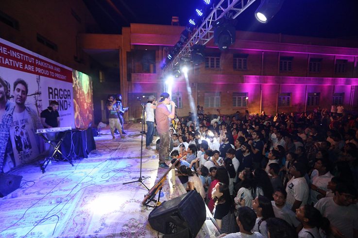 RAGGABUND in Karachi
