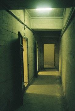 Unter der Ankunftshalle in Tempelhof befindet sich ein Netz von Bunkern und Tunneln.