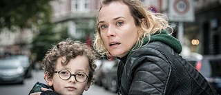 Eine junge Frau mit Jungen  &copy; © Gordon Timpen Scène du film 'In the fade'
