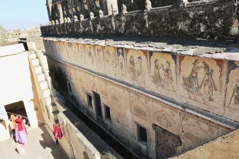Haveli in der Nähe des Alsisar Mahals 