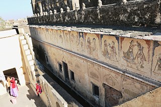 Haveli in der Nähe des Alsisar Mahals 