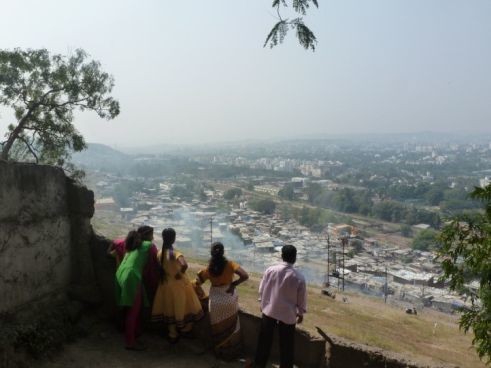 Ausblick vom Parvati Hill in Pune