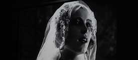 Carola Neher as Polly Peachum in G. W. Pabst’s adaptation of Brecht’s Threepenny Opera (1931).