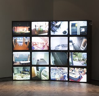 Installation Sehen und gesehen werden (KASTEL am KIT in Kooperation mit dem ZKM | Karlsruhe)