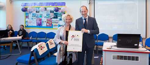 Presentation of the PASCH Award