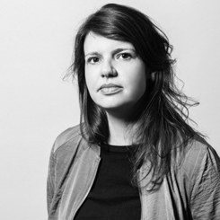 メルレ・ラートケ  