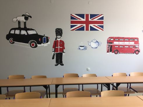 Schüler gestalten den Englischraum